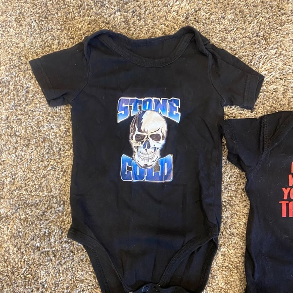 Wrestling Onesies - Picture 2 of 6